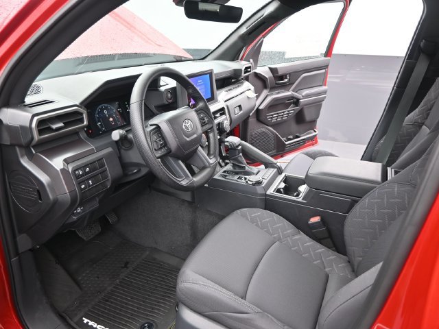 Used 2026 Toyota Tacoma SR5 AWD/4WD image 4