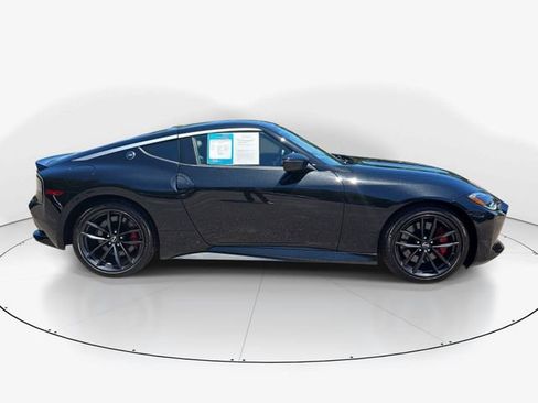 Used 2025 Nissan Z Performance w/ Floor Mat Package RWD image 5