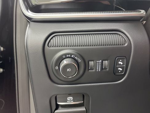 New 2024 Jeep Grand Wagoneer Series II w/ Quick Order Packagew 28T image 22