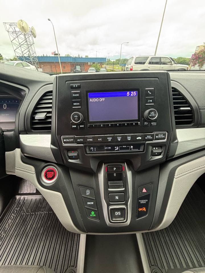 Used 2020 Honda Odyssey LX image 12