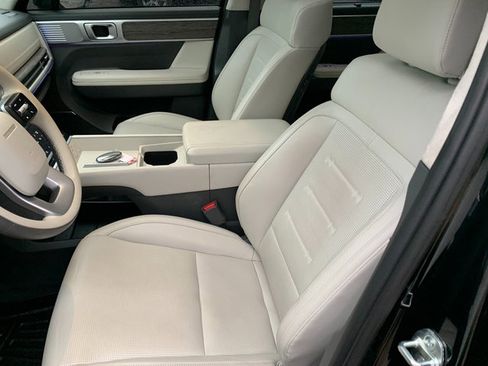 Used 2024 Hyundai Santa Fe Calligraphy image 19