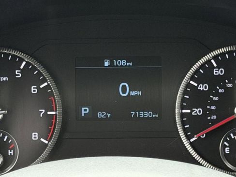 Used 2022 Kia Telluride EX image 15