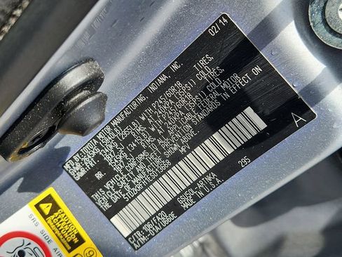 Used 2014 Toyota Highlander Plus FWD image 31