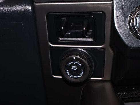 Certified 2022 Ford F350 Platinum AWD/4WD image 29