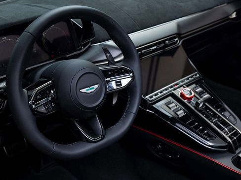 New 2026 Aston Martin V8 Vantage S image 31