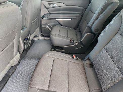 New 2026 Chevrolet Traverse LT w/ Driver Confidence Package image 18