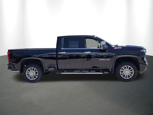 New 2025 Chevrolet Silverado 2500 LTZ w/ Z71 Chrome Sport Edition AWD/4WD image 12