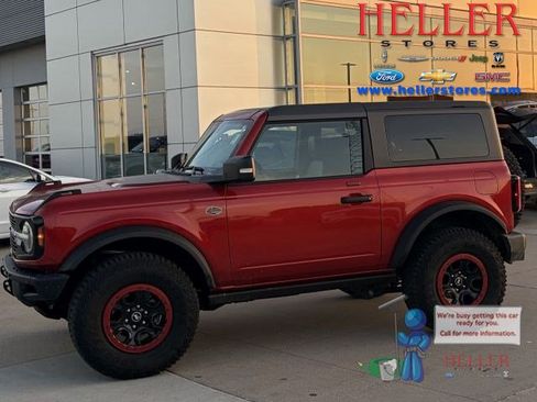 Used 2023 Ford Bronco Wildtrak AWD/4WD image 1