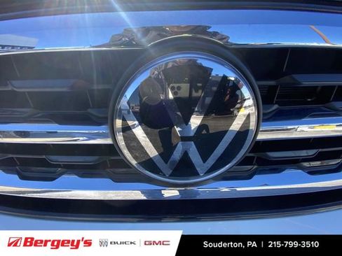 Used 2021 Volkswagen Atlas SE image 34