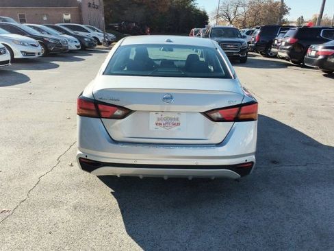 Used 2021 Nissan Altima 2.5 SV image 4