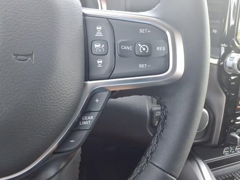New 2026 RAM 1500 4x4 Crew Cab image 26
