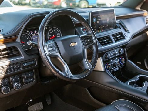 Used 2021 Chevrolet Tahoe Premier w/ Premium Package AWD/4WD image 10