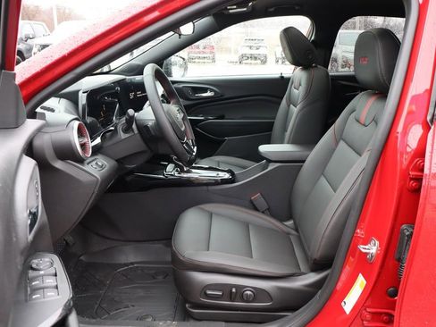New 2026 Chevrolet Trax RS w/ Sunroof Package image 8