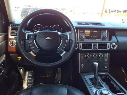 Used 2011 Land Rover Range Rover HSE AWD/4WD image 8
