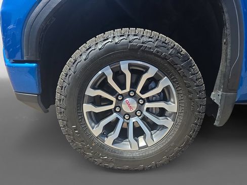 Used 2022 GMC Sierra 1500 AT4 w/ AT4 Preferred Package AWD/4WD image 15