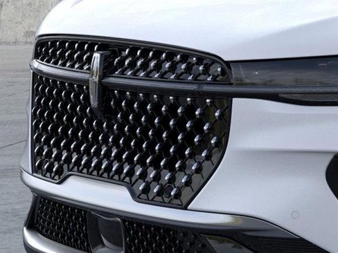 New 2026 Lincoln Nautilus Premier w/ Equipment Group 102A image 17