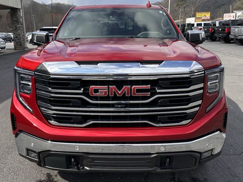 Used 2023 GMC Sierra 1500 SLT w/ SLT Premium Package image 3