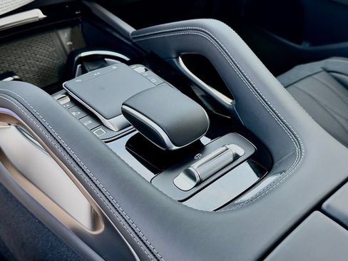 New 2026 Mercedes-Benz GLE 63 AMG S image 27
