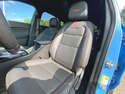 Used 2024 Chevrolet Trax RS w/ Driver Confidence Package FWD image 18