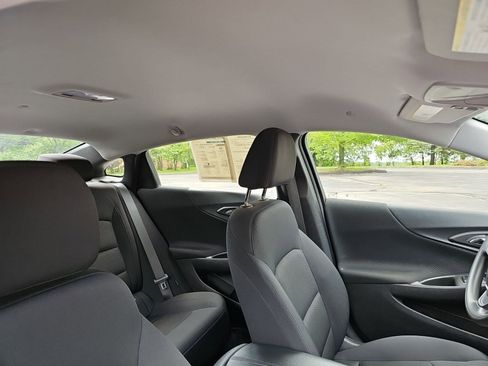Used 2024 Chevrolet Malibu LT FWD image 12