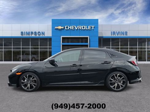 Used 2018 Honda Civic Sport Touring image 5