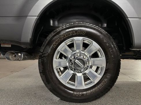 Used 2022 Ford F350 Platinum AWD/4WD image 7