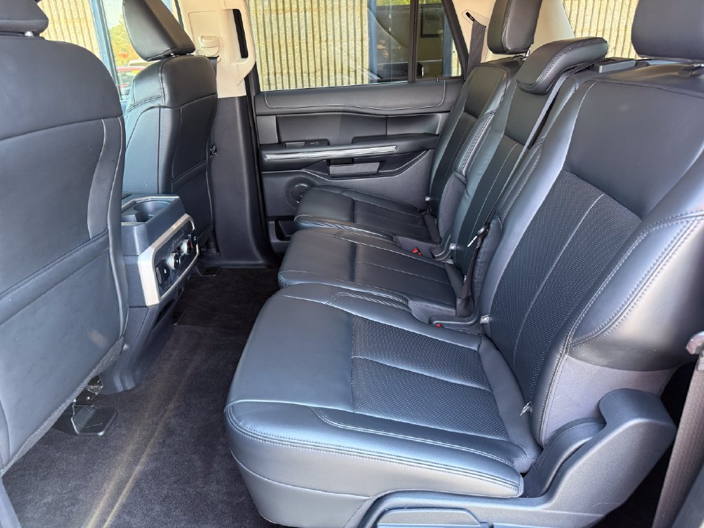 Used 2023 Ford Expedition Max XLT AWD/4WD image 20
