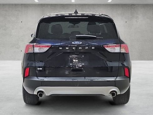 Used 2021 Ford Escape SE image 15