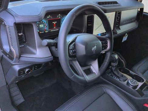 New 2025 Ford Bronco Badlands AWD/4WD image 3