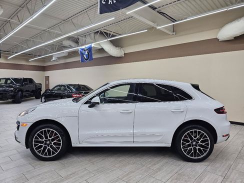 Used 2017 Porsche Macan Turbo AWD/4WD image 9