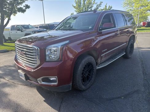 Used 2018 GMC Yukon SLT w/ Premium Edition AWD/4WD image 2