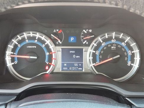 Used 2017 Toyota 4Runner Limited image 11