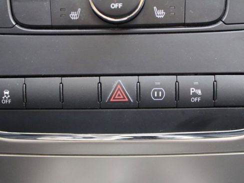 Used 2012 Jeep Grand Cherokee Laredo image 20