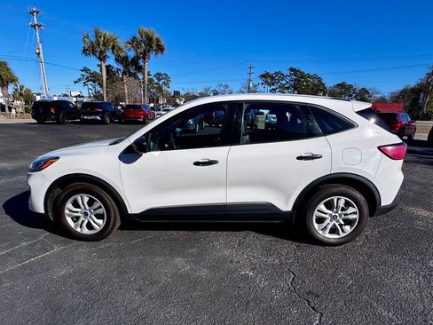 Used 2022 Ford Escape S image 4