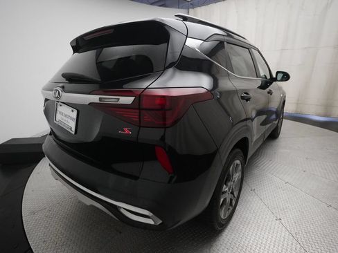 Used 2021 Kia Seltos S AWD/4WD image 13