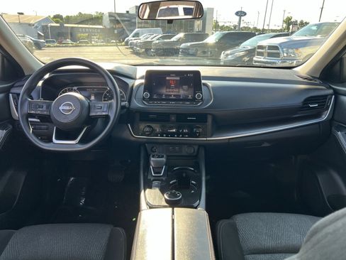 Used 2024 Nissan Rogue SV AWD/4WD image 22