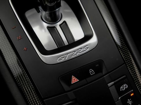 Used 2019 Porsche 911 GT2 RS RWD image 29