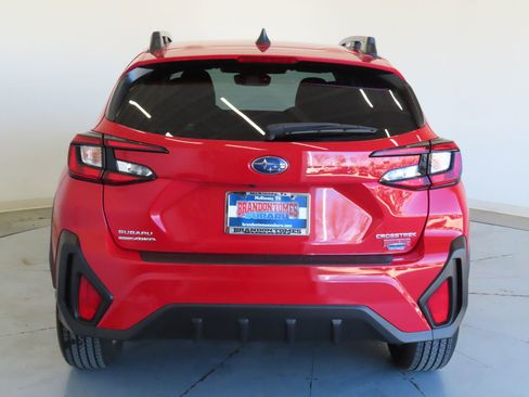 Certified 2025 Subaru Crosstrek 2.0i Premium w/ Crosstrek Mirror Package image 6
