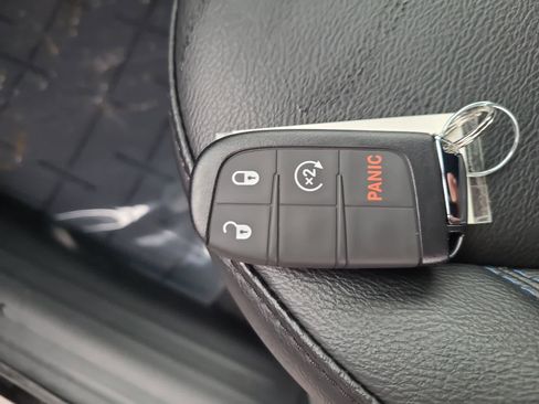 New 2026 Jeep Compass Latitude AWD/4WD image 28