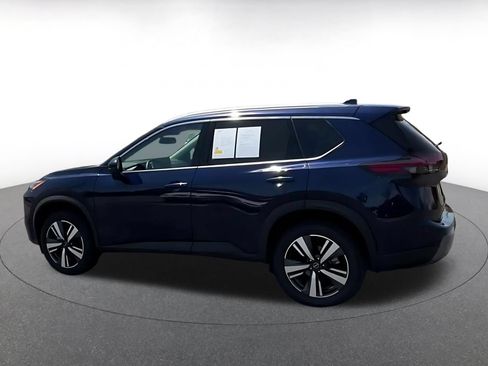 Used 2026 Nissan Rogue SL FWD image 8