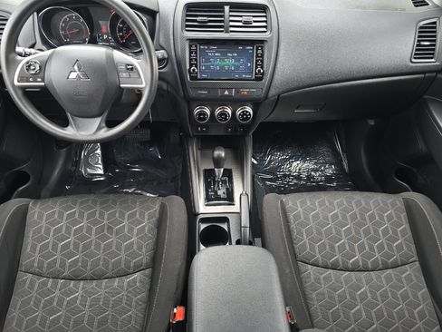 Used 2024 Mitsubishi Outlander Sport ES AWD/4WD image 13