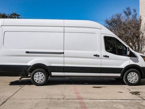 Used 2022 Ford Transit 250 w/ Load Area Protection Package image 9