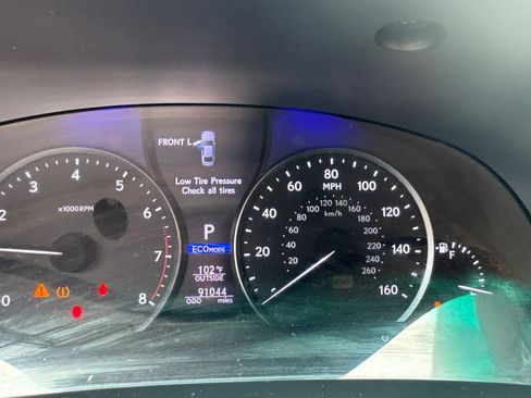 Used 2015 Lexus LS 460 AWD w/ Comfort Package image 11