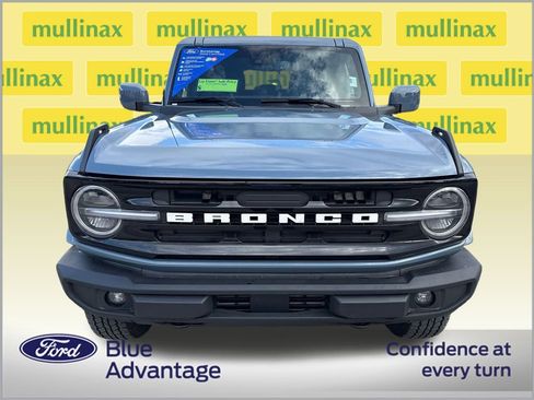 Used 2025 Ford Bronco Outer Banks image 11