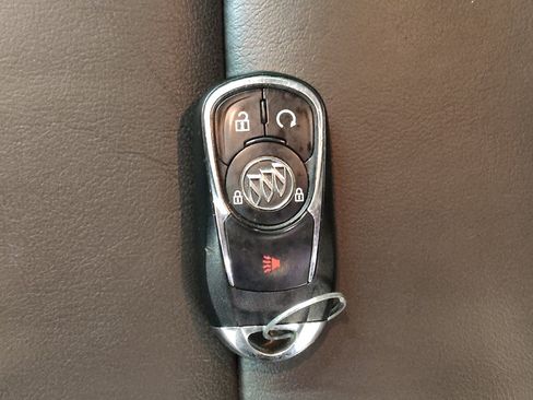Used 2019 Buick Encore Essence w/ Experience Buick Package FWD image 32
