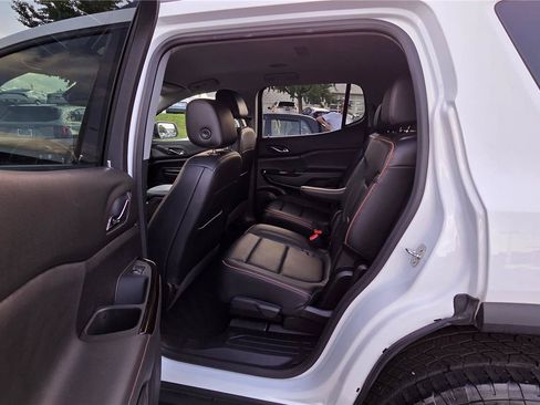 Used 2023 GMC Acadia AT4 w/ Technology Package AWD/4WD image 29