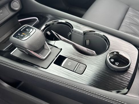 New 2026 Nissan Rogue Platinum image 20