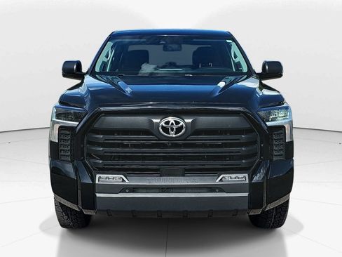 Used 2023 Toyota Tundra SR5 w/ SR5 Convenience Package AWD/4WD image 8