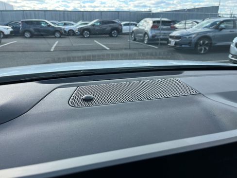 Used 2025 Kia K4 LXS image 18