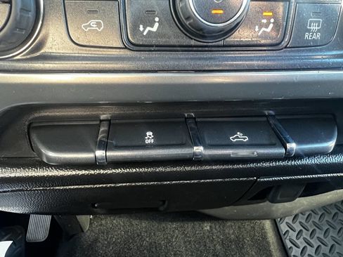 Used 2015 Chevrolet Silverado 1500 LT w/ All Star Edition image 21